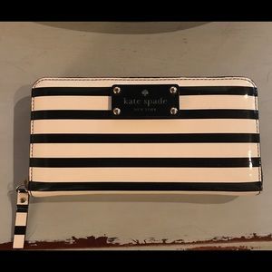 Kate Spade Black White Striped Wallet
